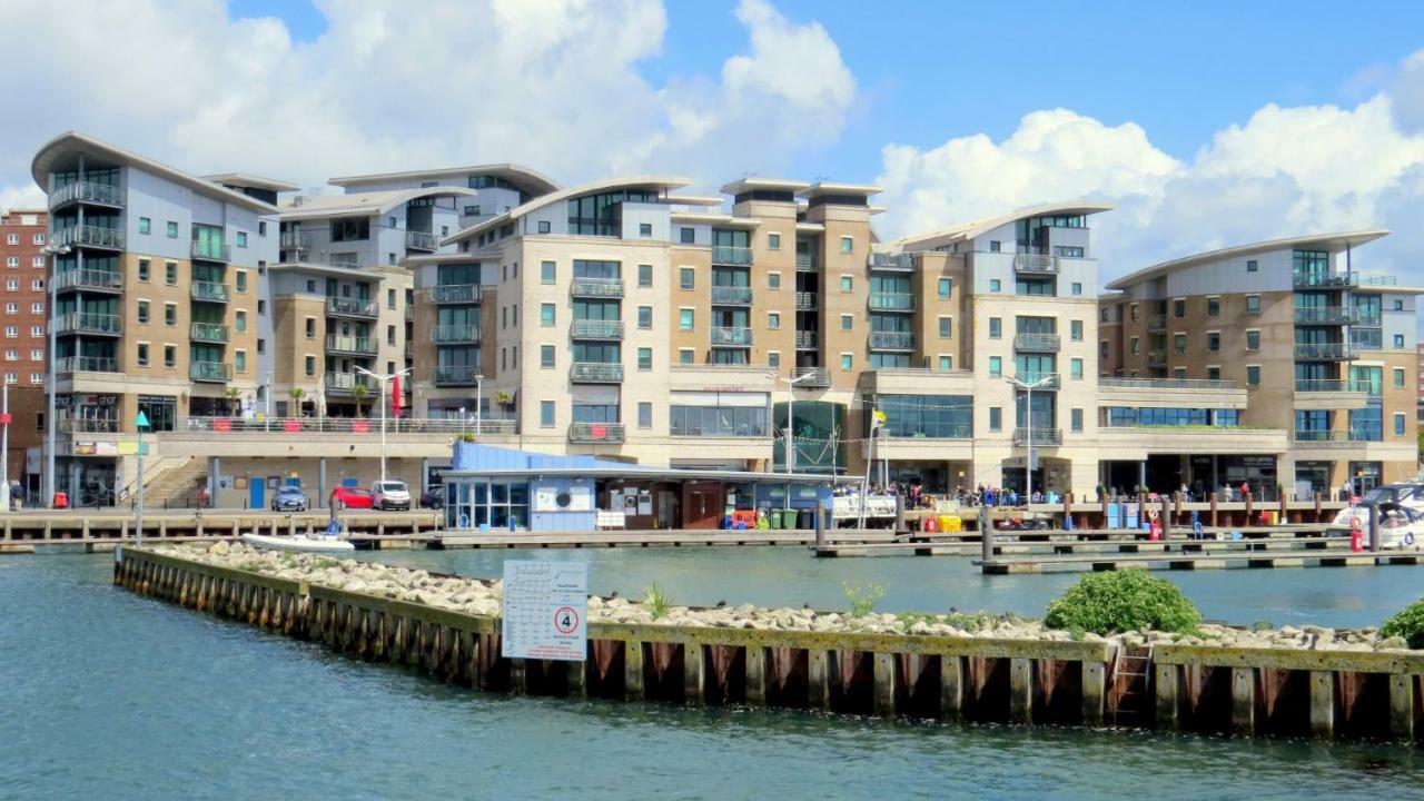 Villa Crow'S Nest Poole Exterior foto